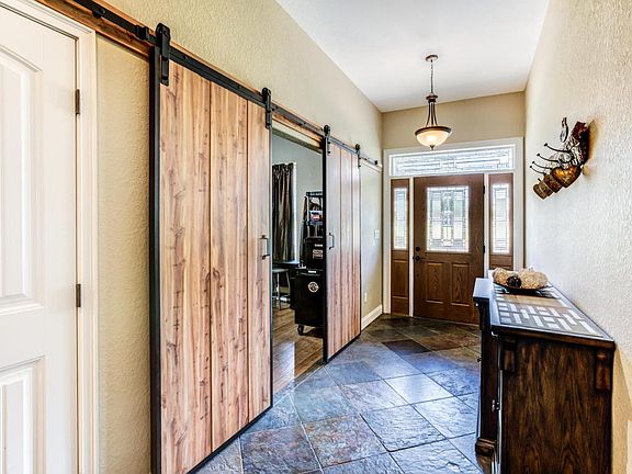 5th image of 13949 SE 180th St