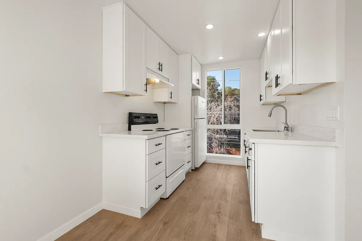 Building Photo - 414 Fairmount Ave #401