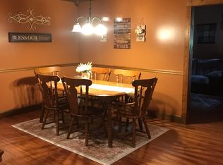 969 W Sookeys Crk, Pikeville, KY 41501