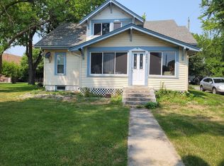 531 Douglas Ave E, Hector, MN 55342