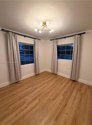 3 bed, 2.0 bath, 1444 sqft, $3,850 — Photo 3