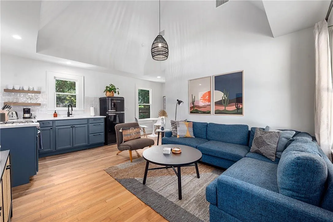 1 bed, 1.0 bath, 600 sqft, $3,100 — Photo 4