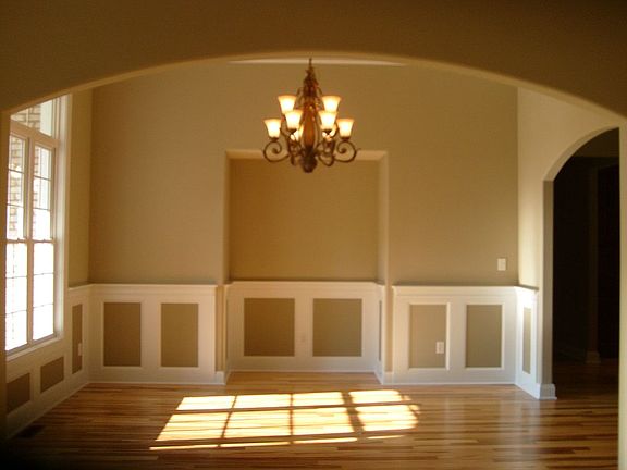 Dining Room Tripp’s Trey