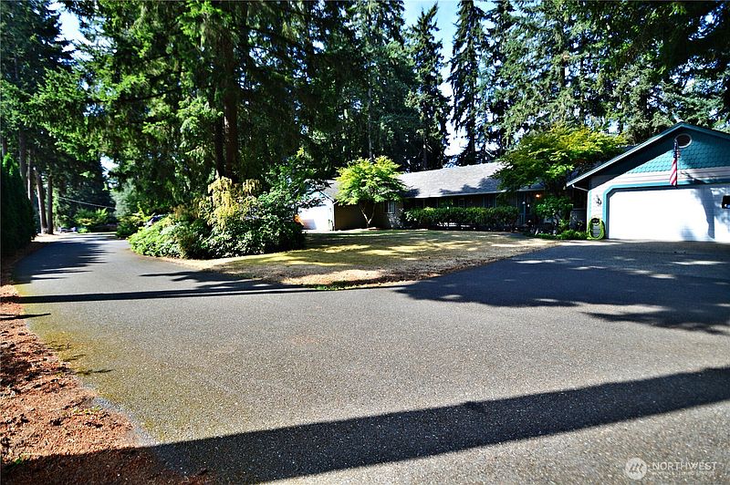 2nd image of 12012 115th Avenue Ct E