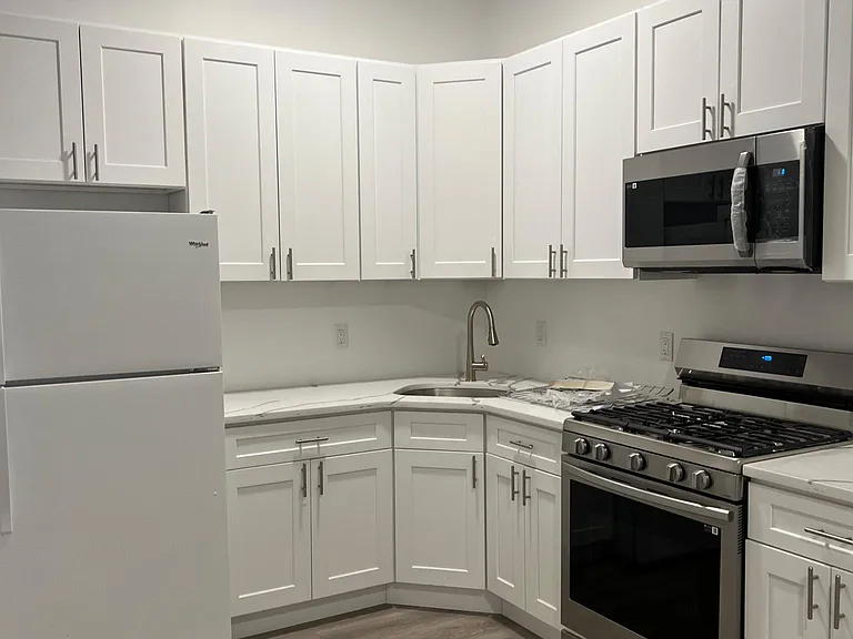 286 Terrace Ave #1 — Photo 1