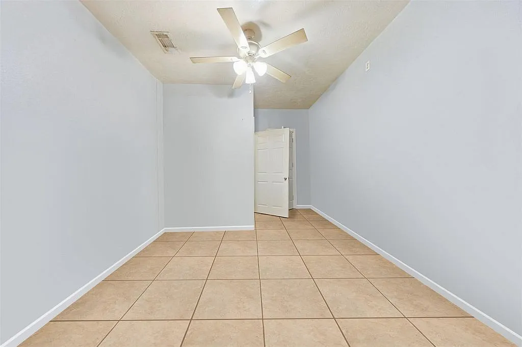 8169 Garland Street - B — Photo 3