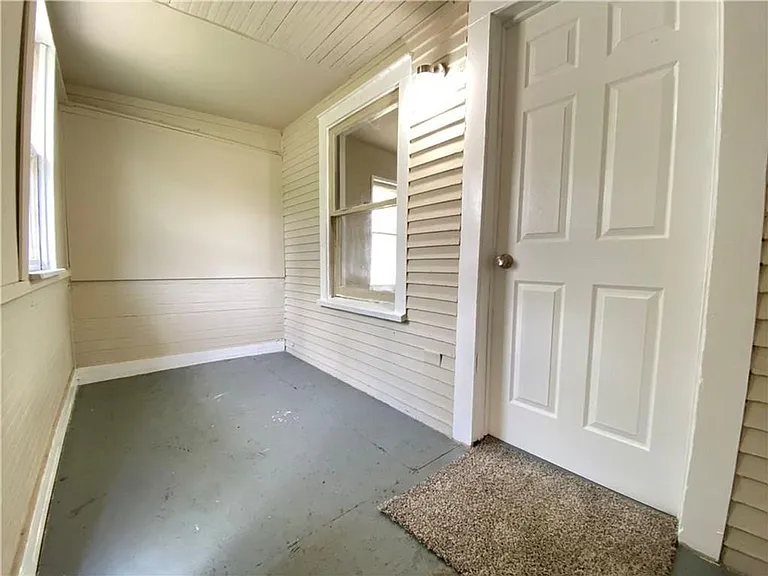 3125 State Ave — Photo 6