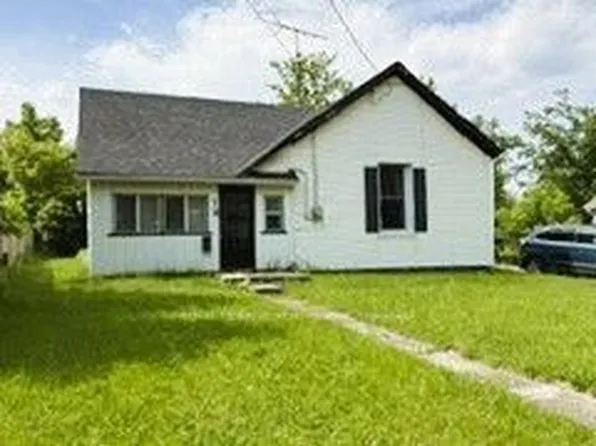 18 Young St, Halton Hills, ON L7J 2G6