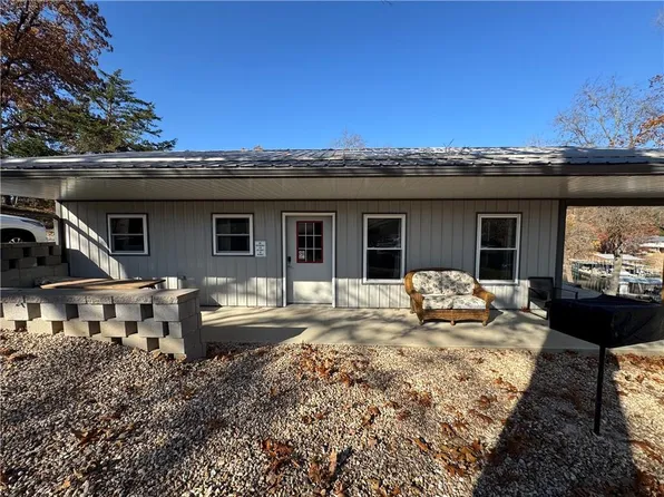 33450 Bass Point Rd #20, Gravois Mills, MO 65037