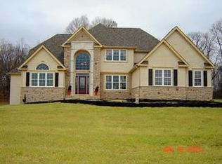 4474 Amity Rd, Hilliard, OH 43026