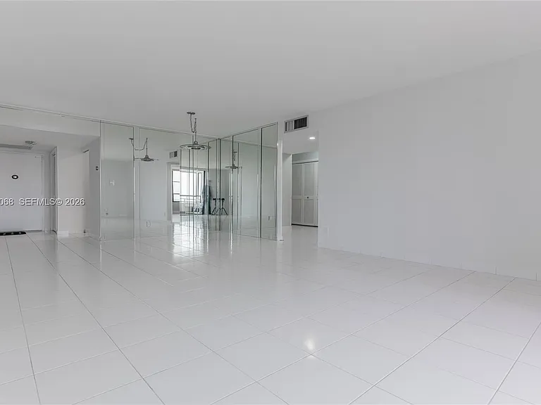 500 Three Islands Blvd #1110 — Photo 9