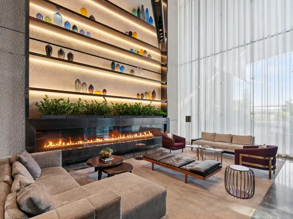 1 Manhattan Square image 38 of 40