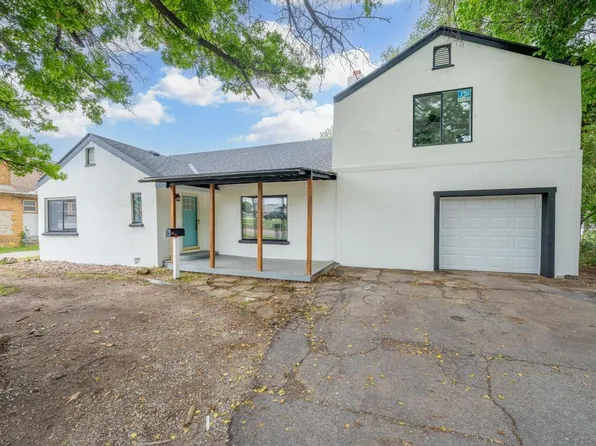 119 N Meridian Ave, Valley Center, KS 67147