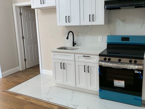 276 Broadway APT 5