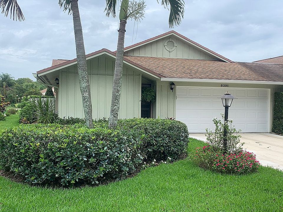 1st image of 8391 SE Eaglewood Way