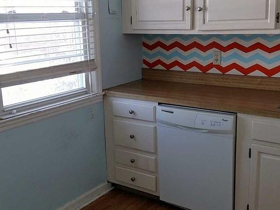 5th image of 24-11 High St APT A