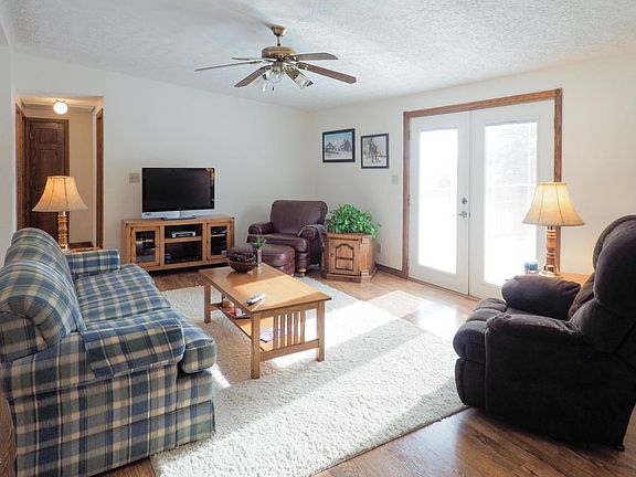 13060 Baseline Rd-104