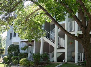 544 Holly Ct, Mahwah, NJ 07430