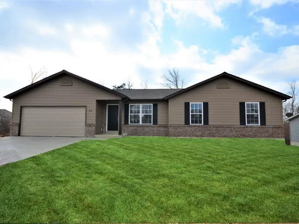 21 Mills Trl, Moscow Mills, MO 63362