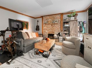 135 Reade St #2R, New York, NY 10013