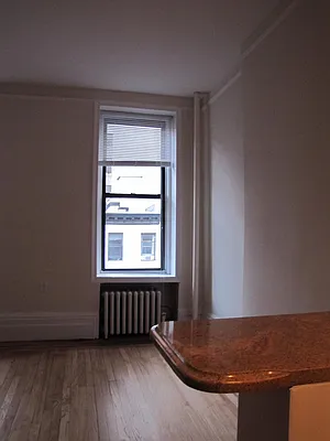 Rented by Constantinos Kaimakliotis, LREB | media 13