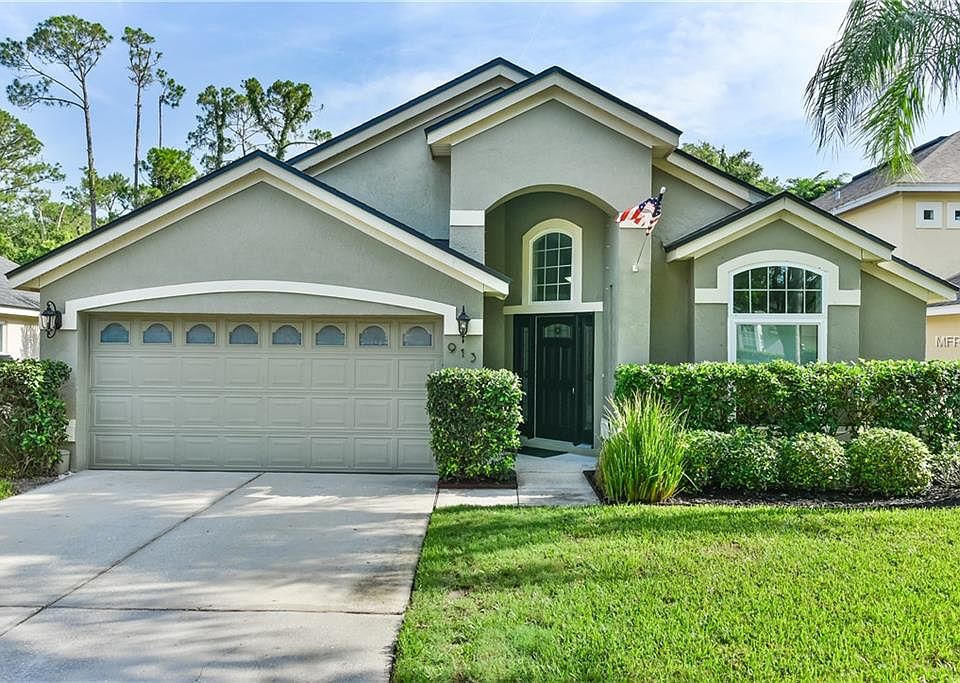 1st image of 913 N Lake Claire Cir