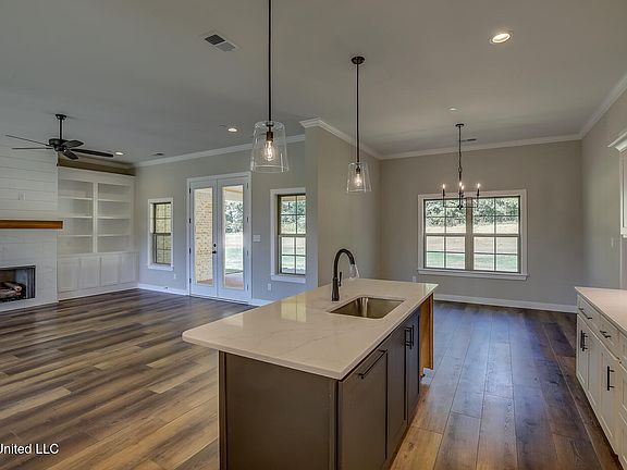 5th image of 1528 Tributary Dr