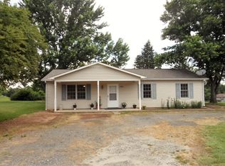3735 Depot St, Walkertown, NC 27051