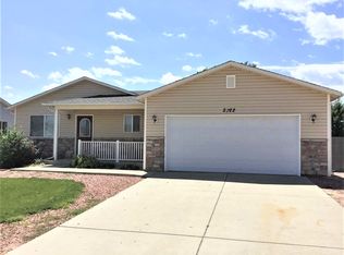 2922 Swan Point Ct, Evans, CO 80620