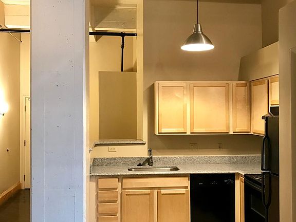 2nd image of 20 E Central Pkwy APT 45