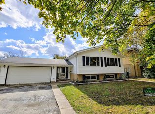 1217 Heather Rd, Homewood, IL 60430