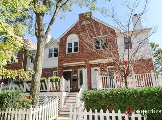 1834 Prairie St, Glenview, IL 60025