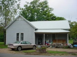 813 W 3rd St, Corning, AR 72422