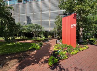 800 Elgin Rd APT 1206, Evanston, IL 60201