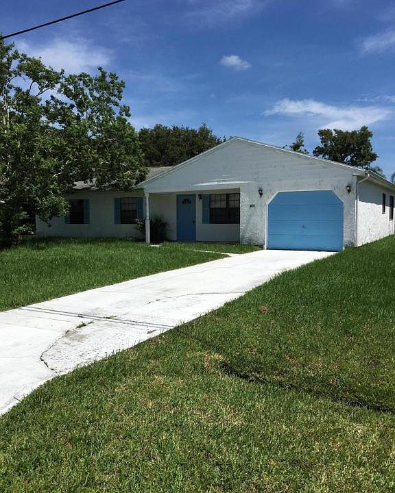 1st image of 1631 SE Goucho Ave