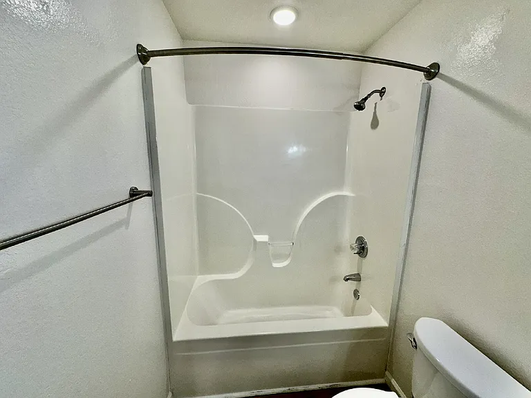 802 E Kara Ln — Photo 17
