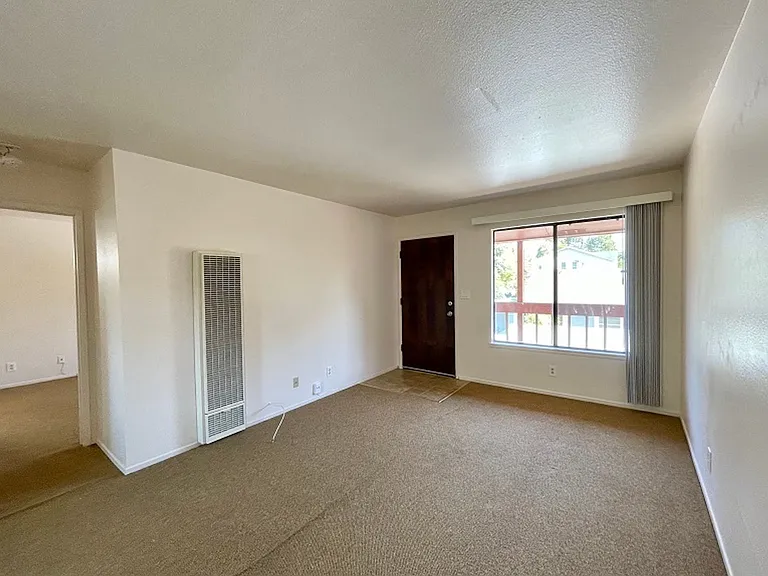 Bridgeview Apartments — Photo 17