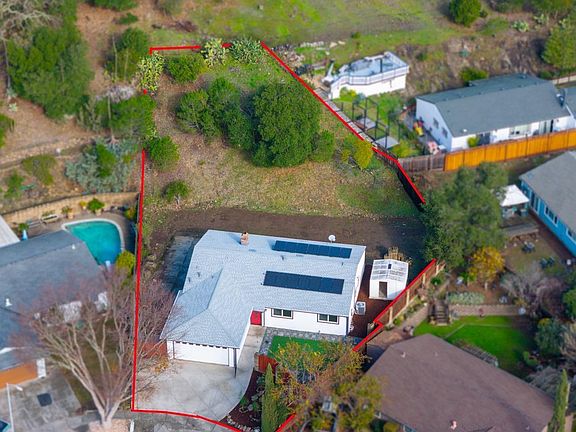 5th image of 1512 Juanita Court