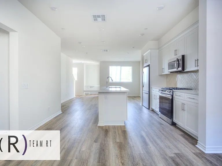 11454 Artesia Blvd — Photo 16