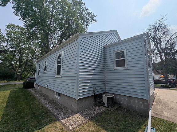 2nd image of 1335 Sherrin St