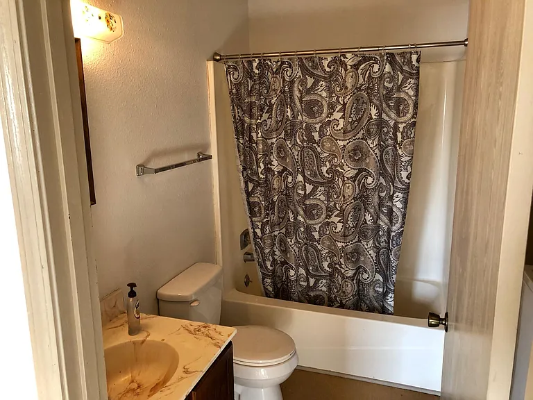 1307 Westview St #3 — Photo 6