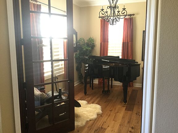 4th image of 2785 Camphor Court