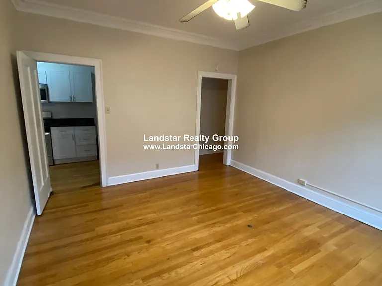1107 Lake St #3S — Photo 13