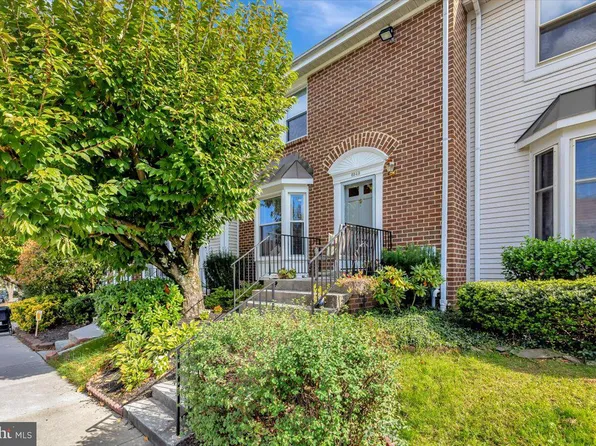 6949 Copperbend Ln, Baltimore, MD 21209
