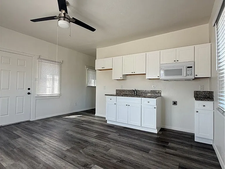 1085 Hoffman Ave #15 — Photo 1