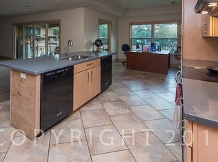 804 S Old Stagecoach Rd, Kyle, TX 78640