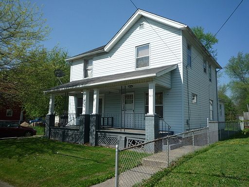 2nd image of 330 S Jackson St