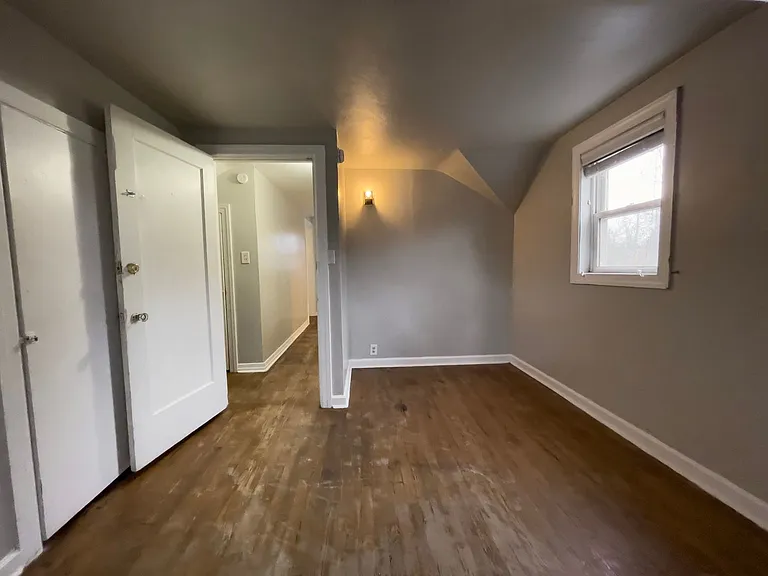 1408 N Mann Ave — Photo 23