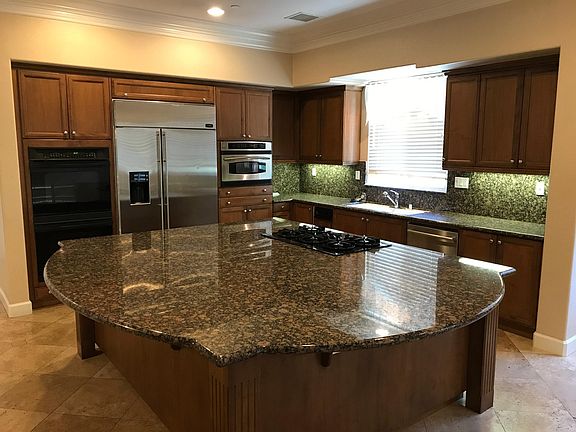 5th image of 9243 Bernardo Lakes Dr