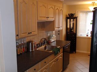 711 Fox Hollow Way, Manchester, NH 03104